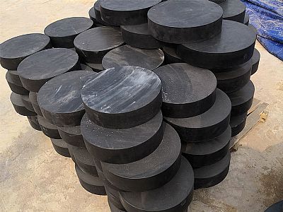 繁昌县板式橡胶支座由若干层橡胶片与薄钢板经加压硫化